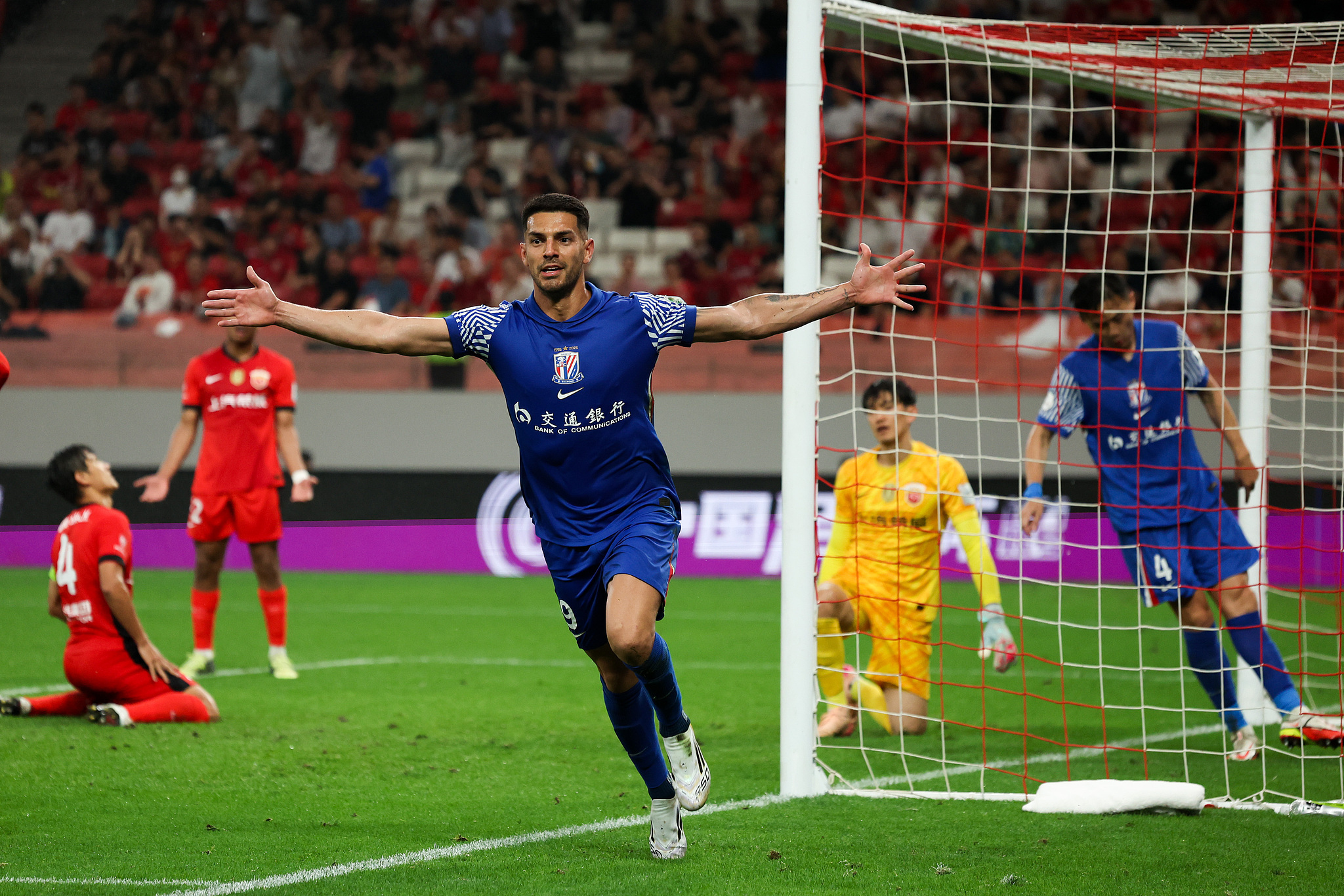 开云在线入口 -关于国际比赛日上海海港止住颓势——法国杯节点到来,震撼外界,年轻球员得到机会的信息