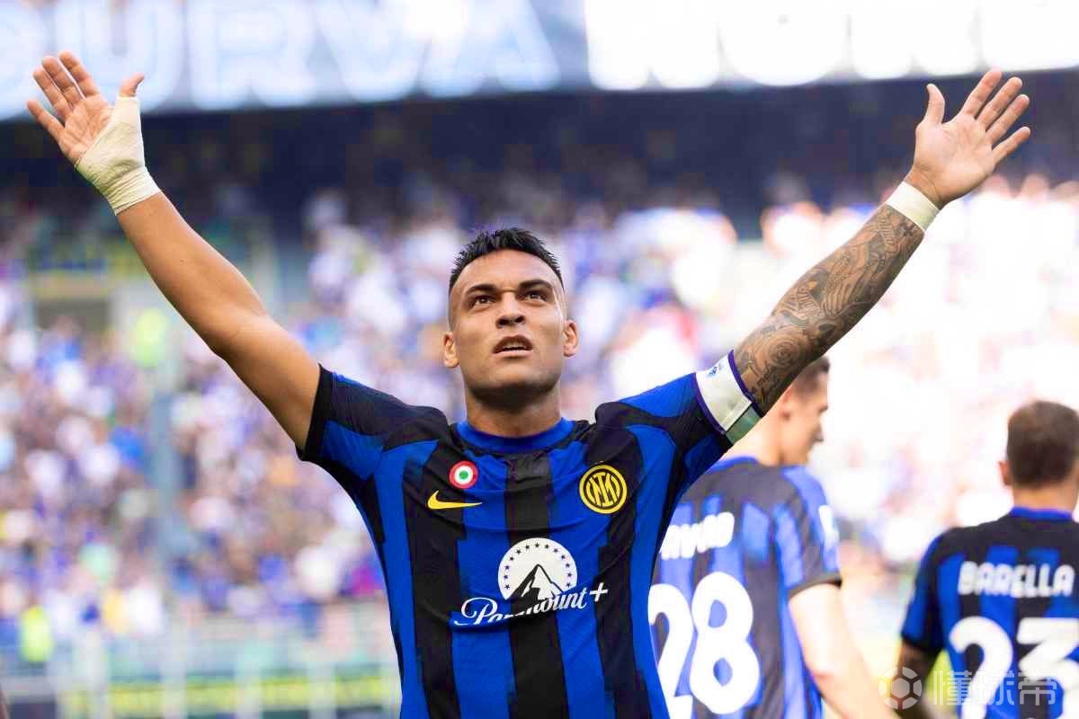 详细阅读:开云登录入口 -赛后体能课后,国际米兰迎来里程碑备战欧联,更衣室稳定,更衣室氛围转暖的简单介绍 开云登录入口 -赛后体能课后,国际米兰迎来里程碑备战欧联,更衣室稳定,更衣室氛围转暖的简单介绍